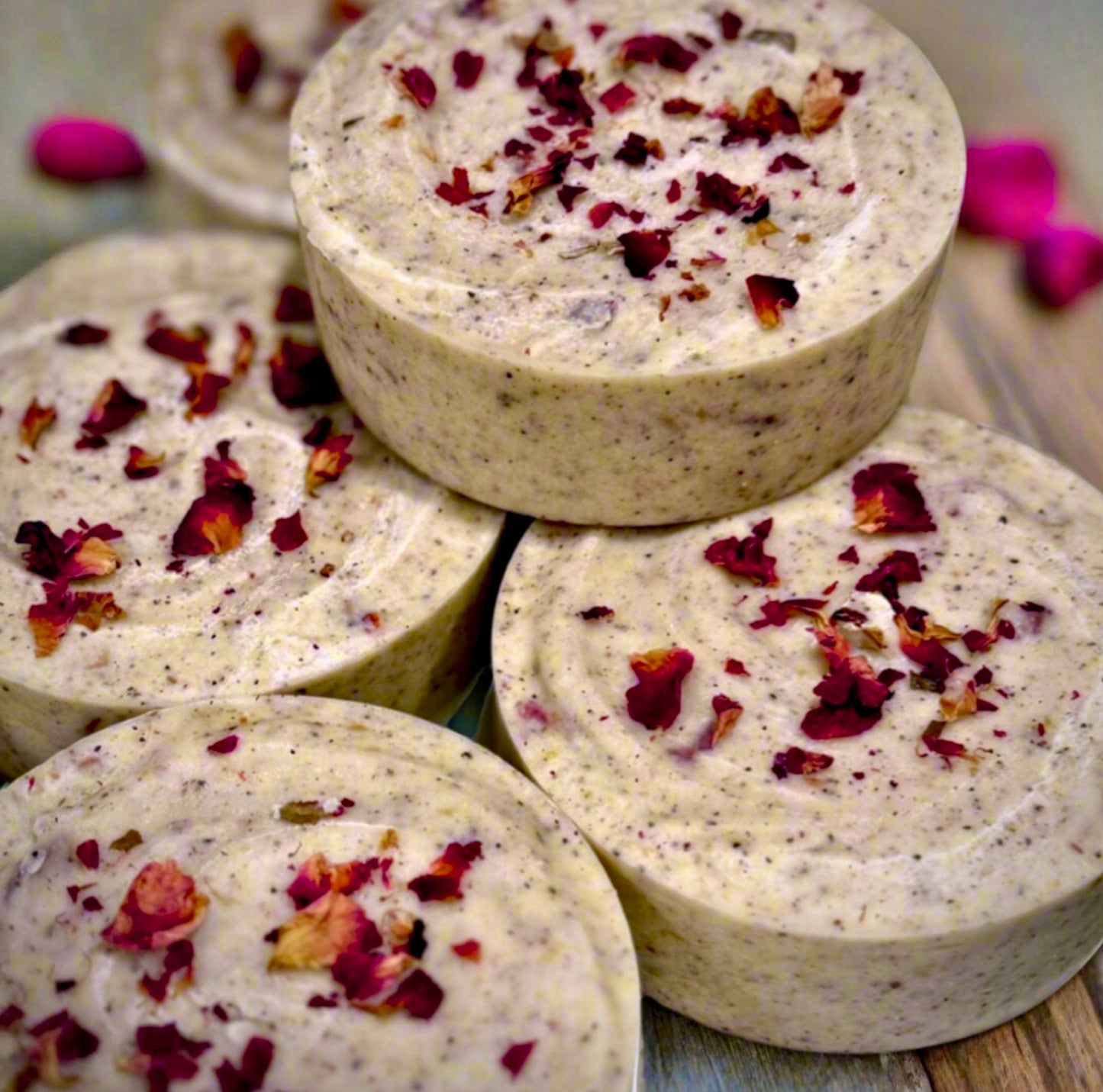 “BUFF UP” Exfoliating Body Butter Bar - Green Tea, Bergamot & Rose